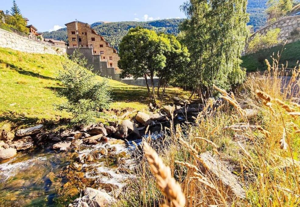 Unico Piso Colorido Y Divertido En Ransol - Increibles Vistas Al Rio Y Naturaleza - Ideal Familias L By Bonesvacances Андора ла Веля Екстериор снимка