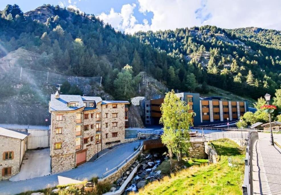 Unico Piso Colorido Y Divertido En Ransol - Increibles Vistas Al Rio Y Naturaleza - Ideal Familias L By Bonesvacances Андора ла Веля Екстериор снимка